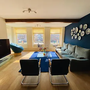  Appartement Luxury Historic House, 200 M2, In Centre Nederland