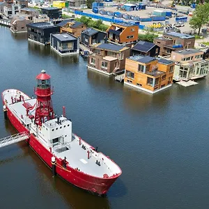  Botel Lightship Nederland